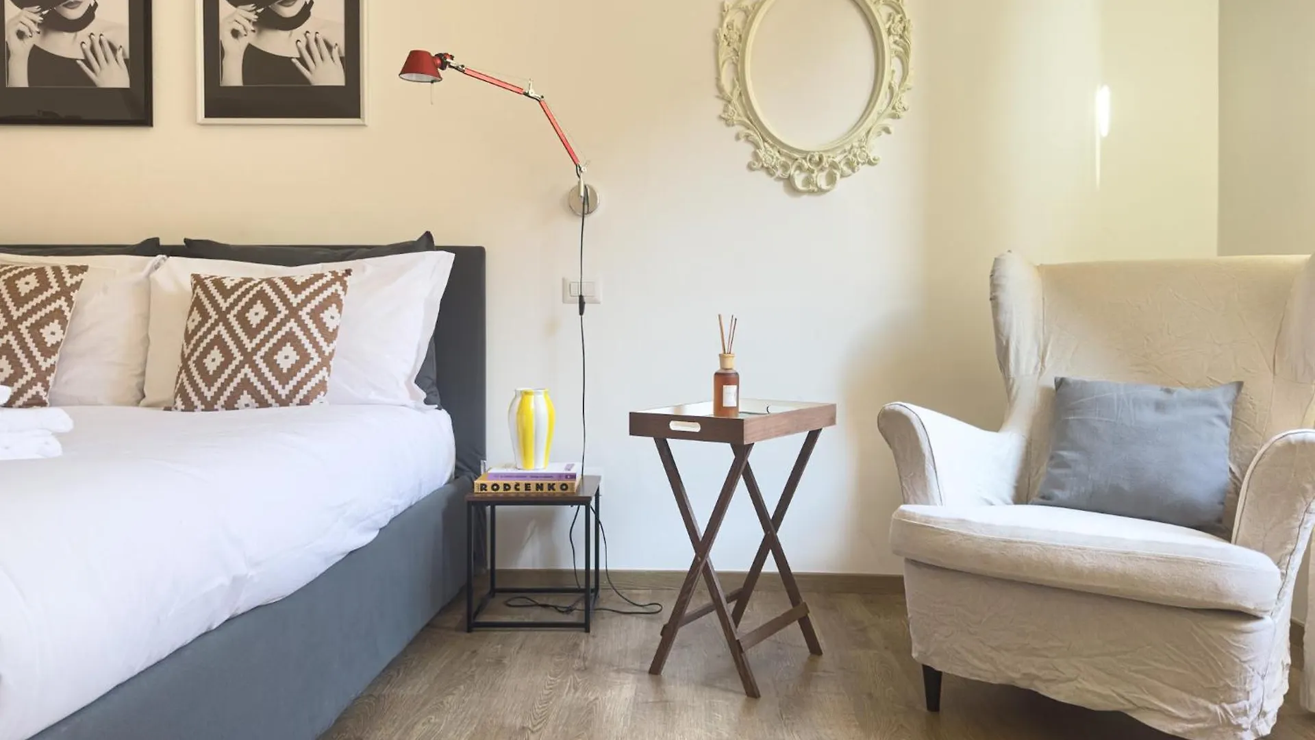 The Boutique Houses - In The Heart Of Via Paolo Sarpi Milan Italy